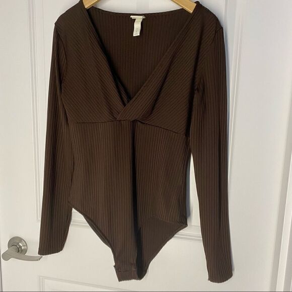 H&m brown long sleeve bodysuit - Picture 3 of 7